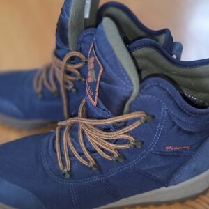 Columbia Men's Fairbanks Omni-Heat Boots 9.5 Navy Olive Green